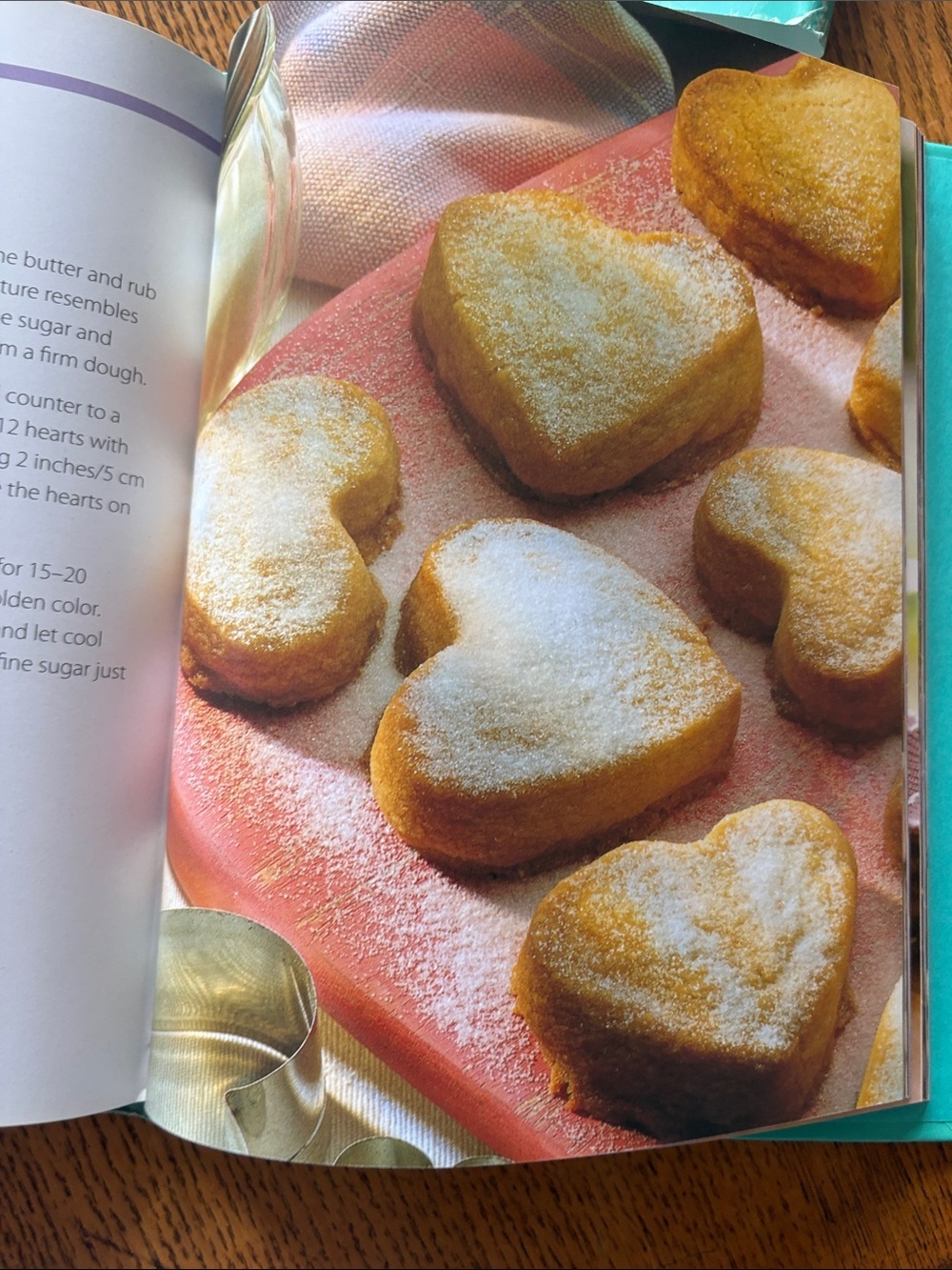 Cupcakes...Made Simple Cookbook - Picture 7 of 9